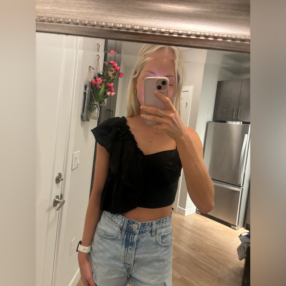 Zara Asymmetric Top